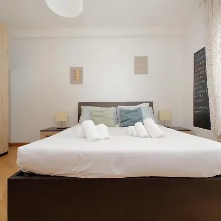 Comodo Con Terrazzo, Vicino Gemelli 公寓