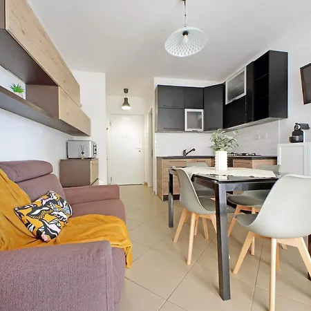 Comodo Con Terrazzo, Vicino Gemelli 公寓 *